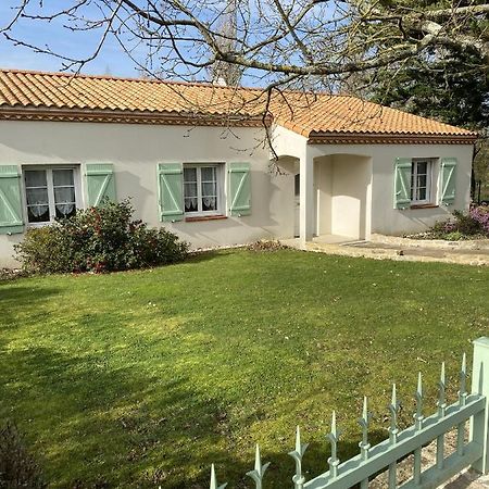 Vendee - Maison De Vacances La Genetouze  エクステリア 写真